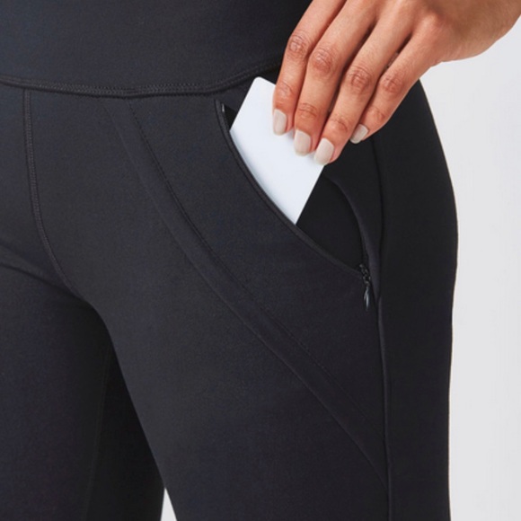 Fabletics Barcelona Leggings - Picture 2 of 6